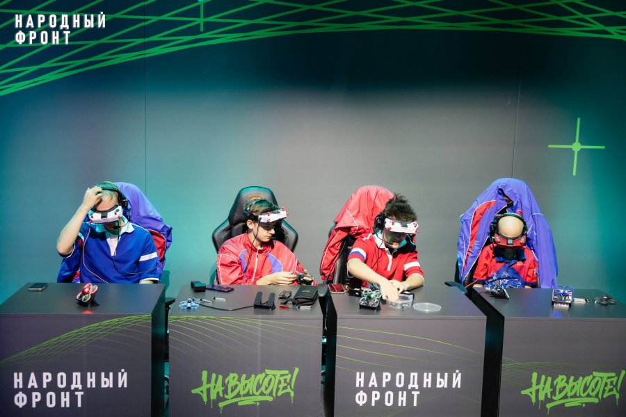 От симулятора до реального неба: Народный фронт открывает доступ к беспилотным технологиям для молодёжи по всей стране