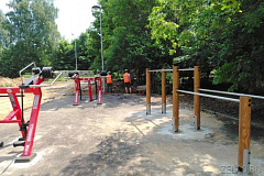 На Черном озере завершается благоустройство пляжной зоны