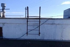 По требованию Мосжилинспекции с крыши дома в Зеленограде демонтировали незаконно установленное оборудование