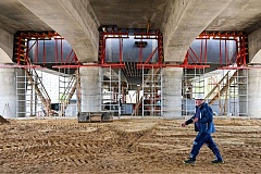 Около двух километров дорог и железнодорожный путепровод построят в Зеленограде
