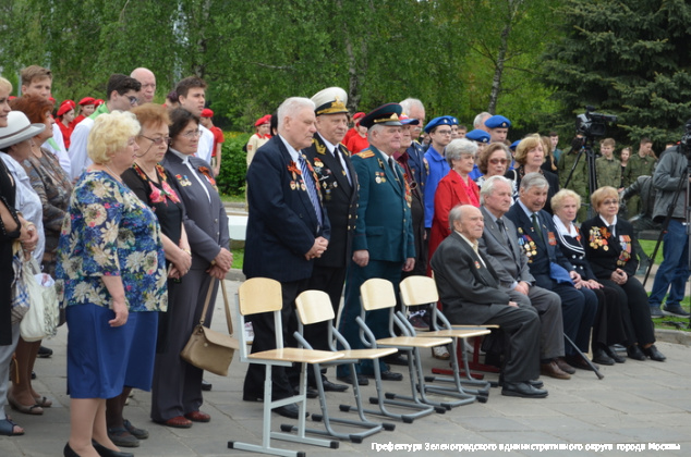 В Зеленоград на вернисаж прибыло подразделение Президентского полка