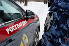 Московские росгвардейцы помогли пенсионеру с больным сердцем