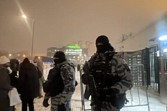 Столичные росгвардейцы обеспечили безопасность проведения хоккейного матча 